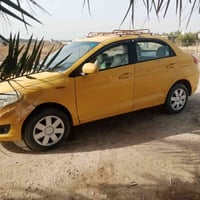 من رخصة صاحب الكروب سيارة شيري فلاوين. موديل 11. رقم انكليزي. هيئة. وغ...