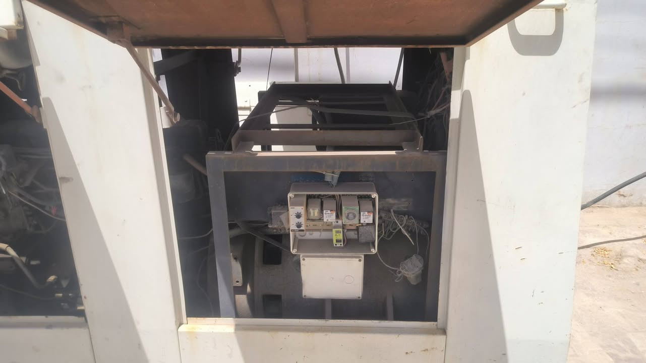 بلد المنشأ: اليابان النوع: مولدة ديزل
محرك ٦ سلندر سوبر قدرتها 72KvA
نظام اطفاء ذاتي عند تشغيل الوطني
راس توليد  بلادي ياباني 
***********
