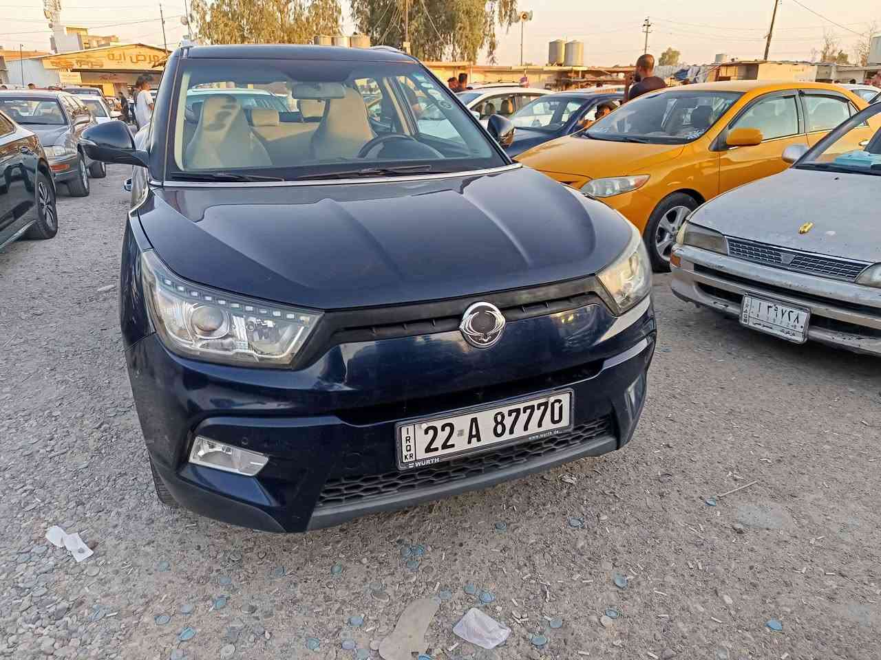 السلام عليكم سانكيونك تيفولي 2016
بدون صبغ فقط تعديل باب خلف السائق واربع اصابع بالصندوك تعديل فول ماعدا بصمه وكبر عادي محرك مامفتوح 
السعر 90 وبيها مجال الشراي يخابر رقم اسيا ***********
رقم كورك ***********
