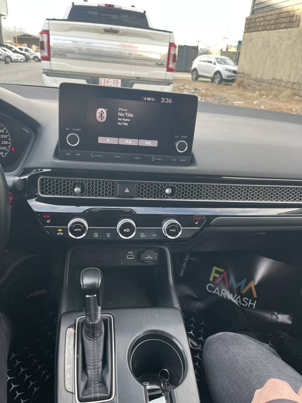 هوندا سيفك
‎موديل 24

‎محرك 2.0

‎مواصفات : كشن هيتر +ستيرن هيتر+سلايت+تحديد سرعه+رادار+ شغال +سقف سلايت لون اسود 

‎صبخ جاملخ خلفي شويه صبخ   + ٢ كارت 
سعر 165$
‎رقم تلفون ***********
