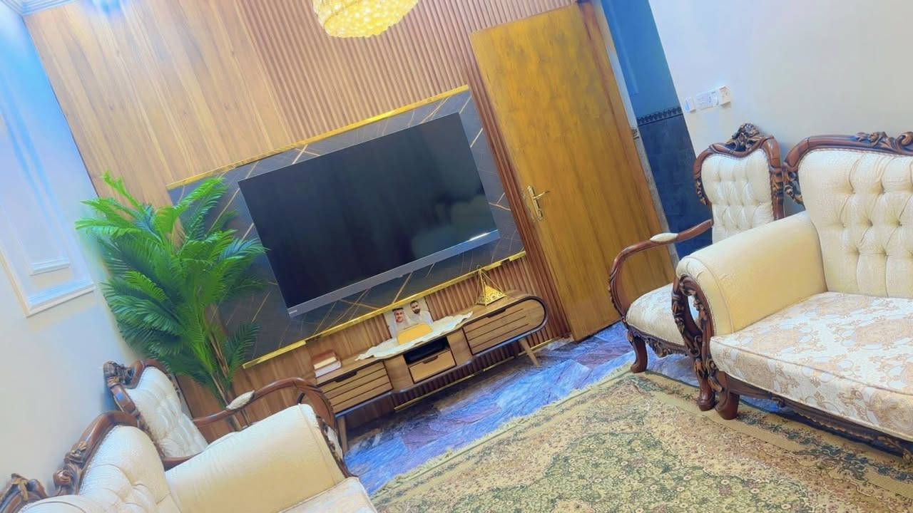 للبيع بيت 100متر في حي التجار 
الاجتثاث 5م*20م 
الواجه لبخ صقيل وصبغ مطعم حجر
يحتوي على ممر مع مدخل الاستقبال
صاله ومطبخ وخدمات وغرفة نوم
الطابق الثاني غرفتين نوم مع الخدمات مع مخزن 
الطابق الثالث غرفتين نوم 
واحده تحتوي على حمام داخلي
الطابق الرابع بيتونه وسطح
البيت بناء 2020 نقوش مغربيه 
اناره دفن 
البيت جاهز من كاشي 
الارضيه مرمر 
لمزيد من المعلومات الاتصال
مكتب عقارات القناة
***********
لانرد على التعليقات اتصال فقط 
بدون احراج
