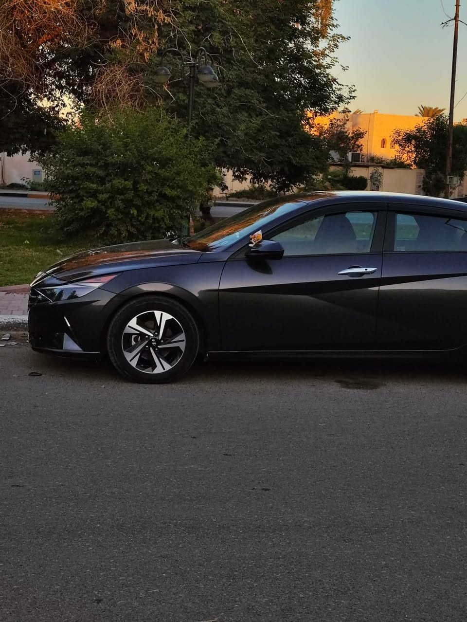 سلام عليكم
النترا ٢٠٢١ حادث جاملغ وبنيد ماشيه ٨٠ ألف كيلو متر ،،بغداد شهداء البياع
رقم الهاتف ***********
إرباك برده ستيرن فقط
السعر ١٤٠ بيه مجال بسيط
