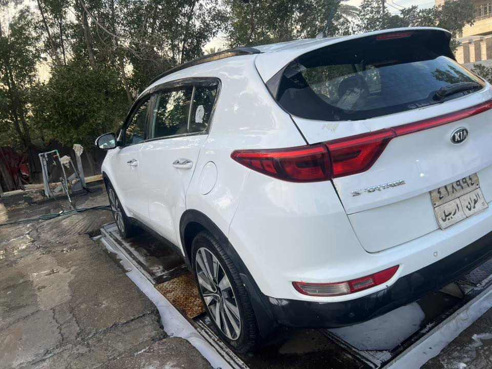 سلام عليكم سبورتج 2018خليجي
تبريد قطعتين داخل لونين محرك 2000دوش داخل لونين السياره بيه قطع صبغ ابيع عام بدون دواخل بدون شواصي رقم اربيل تحويل وكالة السعر 135وبيه مجال بغداد ***********
