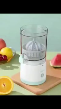 عصارة برتقال ورمان • شحن USB • سهل التنظيف