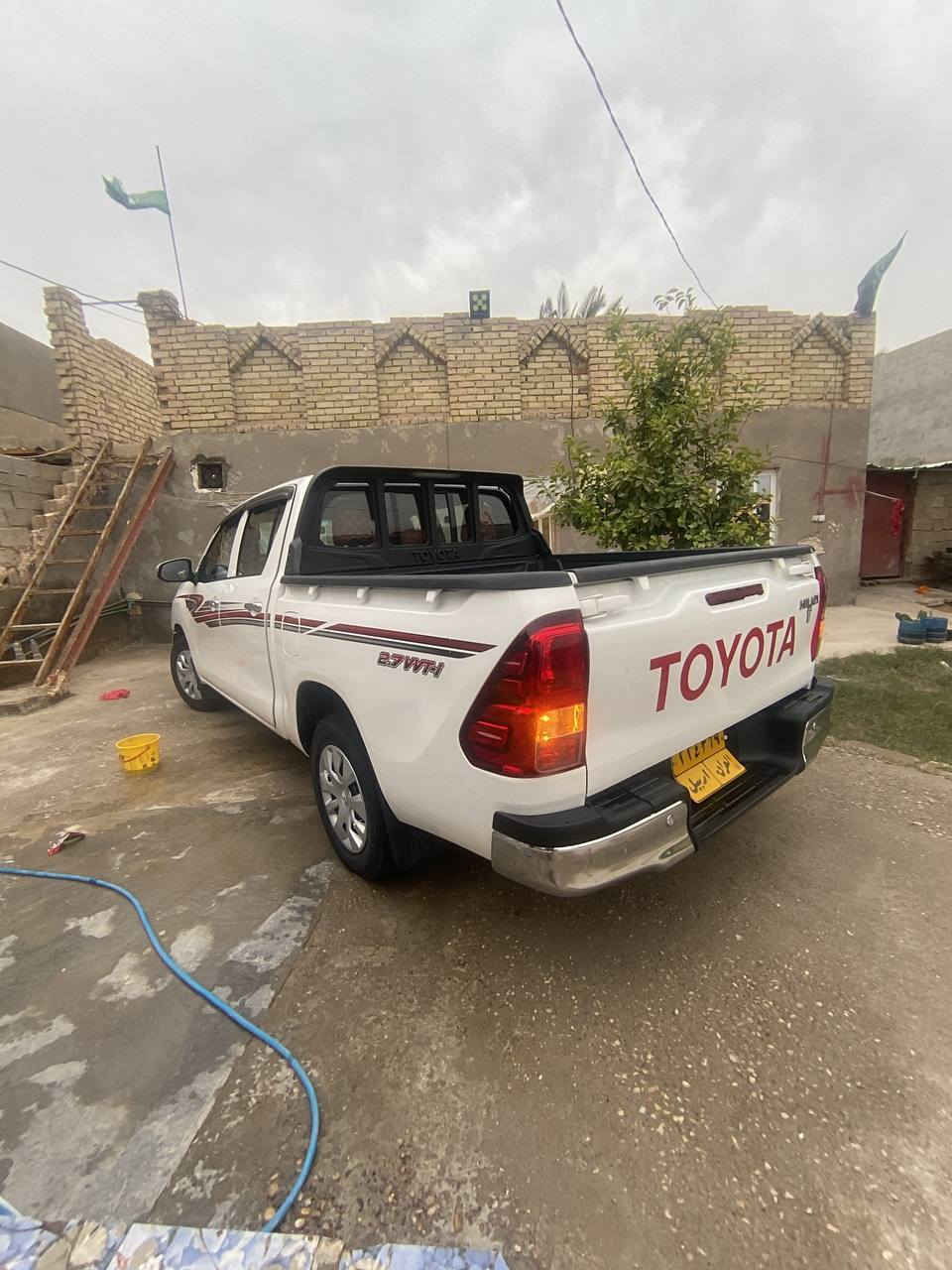 سلام عليكم تيوتا هايلوكس مديل 2022 ساز نص فول
المواصفات
-شاشه
-تحكمات ستيرن
-حساسات خلفيه
-مانع انزلاق
-كشاف خلفي ضبابي
السيارة كفاله عامه رقم اربيل السياره جديده بعمنئ الكلمه ماشيه 75 الف وقابل للزيادة للاستفسار الاتصال على الرقم ***********
***********
