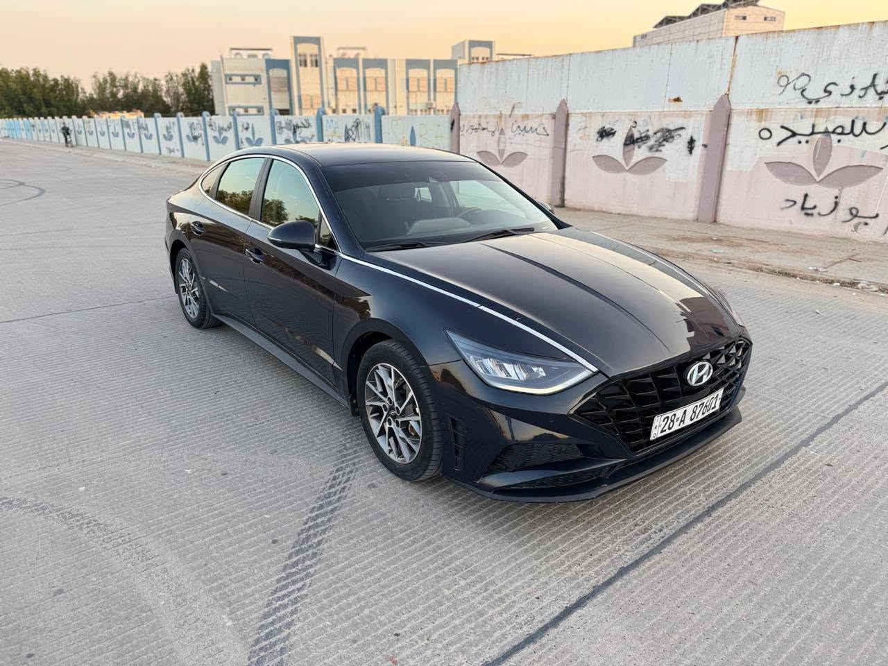 السلام عليكم شباب سوناتا موديل 23 رقم نجف معوقين شرط وكاله عامه بسمك مكينه 2500 تنفس طبيعي كير مكينه حداديه شرط ماناقصه شي تخم تاير جديد ظررها قطعتين ونفسهن راجعات بنيد وجاملغ مكاني كربلاء بيع 138 
 او مراوس اوباما خصوصي مكاني كربلاء المقدسة 
للاستفسار اتصل ***********

