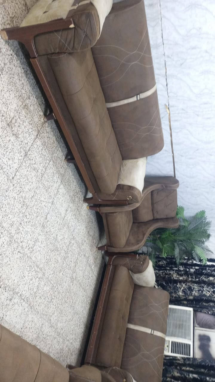 تخم تركي باله ١٠ مقاعد تزكام حيل ثكيل نضاف فول سعر ٢٥٠ وبي مجال مكاني بياع يوجد توصيل بكروه *********** وتساب تصال
