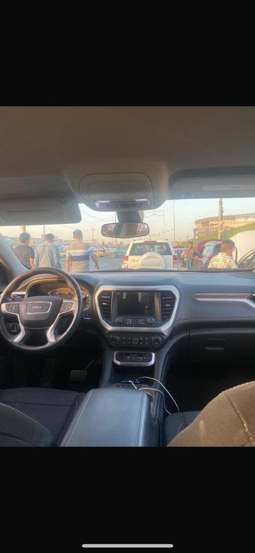 جمسي اكاديا 7راكب 
6 سليندر  موديل 2021 فئة SLE 
وارد امريكي ضربه موضحه في الصورة 
غير متواجد على الفيس 
السعر 218
للاستفسار اكثر اتصل على رقم 
***********
