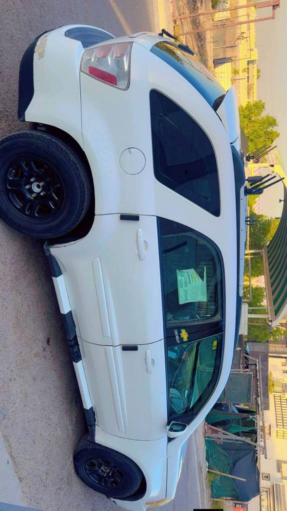 شوفر كوينكس ٢٠٠٨
محرك كامري ٤ سلندر 
كير محرك خير من الله 
صدر امامي وخلفي جديد
تخم تاير جديد
جاهزه من كل النواحي نقص تبريد فقط 
كهربائيات بلاديه وكلهة شغال
دواخل حلوات لون عسلي شاشه 
تخم ويل بوليسي ٤ جام كهرباء
السعر ٥٨ وبيهة مجال بسيط 
تحويل مباشر 
هزه جديده رقم بغداد دولي 
مكاني بغداد 
هـ/‏‪***********‬‏
متواجد على الواتس اب بغداد, العراق
