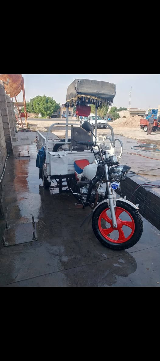 ديالى بلدروز المدير 19السعر 1200 بيها مجال الاستفسار علي رقم***********
