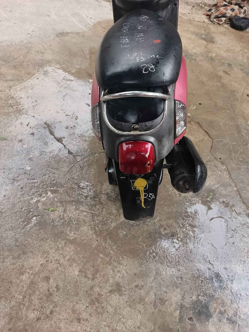 السلام عليكم ورحمة الله دراجة بوليسي للبيع رمبة مبدله بس روله بلادي + اوراق المنفيس موجودة
السعر ٨٠٠ وبيها مجال
العنوان: بغداد الانتصار مقابل مستشفى حماد شهاب


**إذا كنت صاحب هذا الإعلان وتريد حذفه لأي سبب، رجاءا أرسل رسالة إلى الدعم الفني**