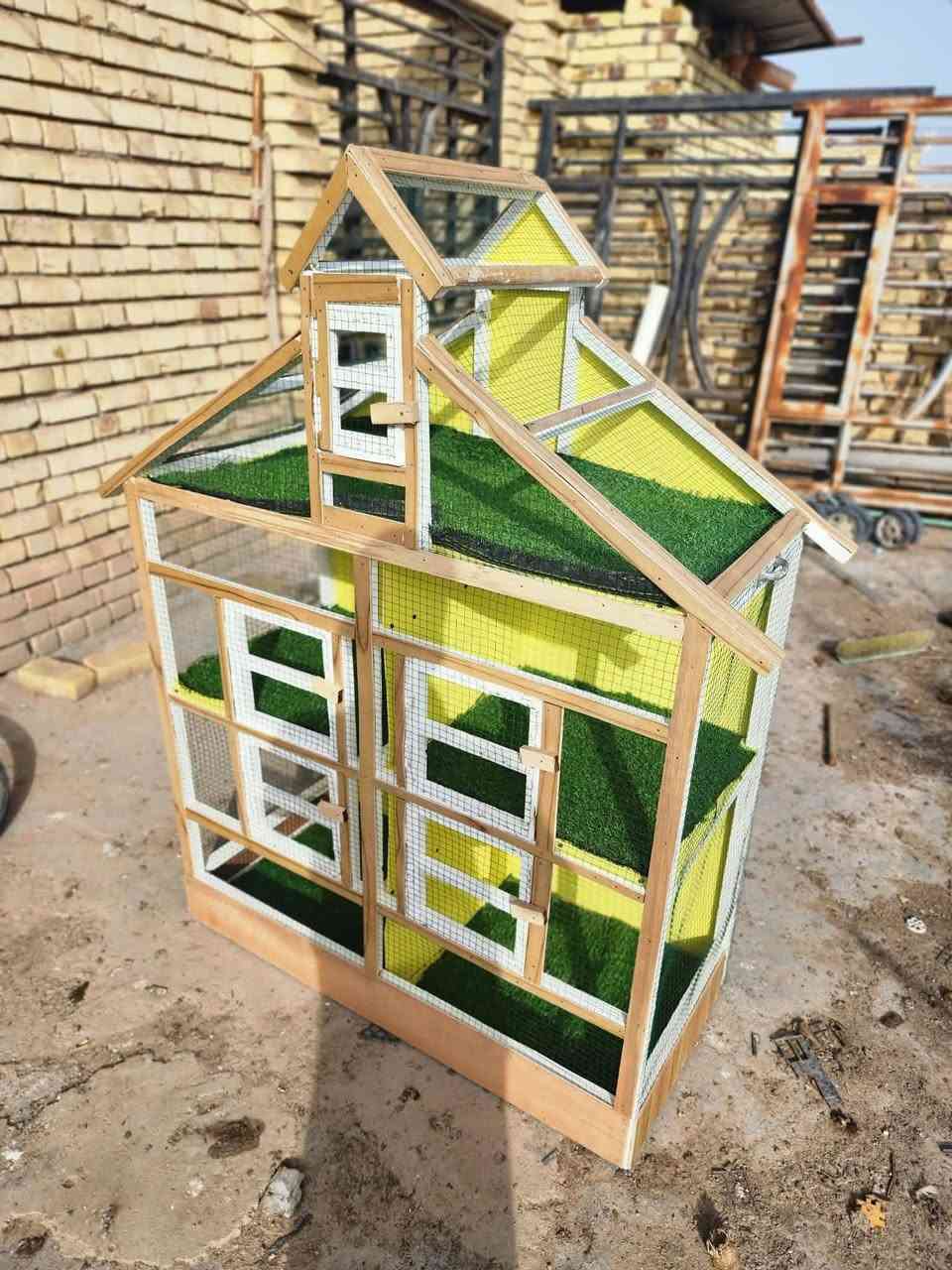 📌 إعلان طويل (مرتب ويشدّ الانتباه):
السلام عليكم
للبيع قفص طيور خشب قوي ومتين، تصميم أنيق مثل البيوت، مناسب للكناري وطيور الحب وبقية الطيور الصغيرة.
📐 القياس: ارتفاع ١٥٠ سم × عرض ١٠٠ سم
🪵 الخشب: نوعية زينة ومثبت مضبوط
🪟 شبج تهوية ممتاز + أبواب متعددة للتنظيف والإطعام
🎨 مرتب ونظيف وجاهز للاستخدام
💰 السعر: قابل للتفاوض للجادين
📍 الموقع: ميسان الدبيسات قرب مجسر 
📞


**إذا كنت صاحب هذا الإعلان وتريد حذفه لأي سبب، رجاءا أرسل رسالة إلى الدعم الفني**