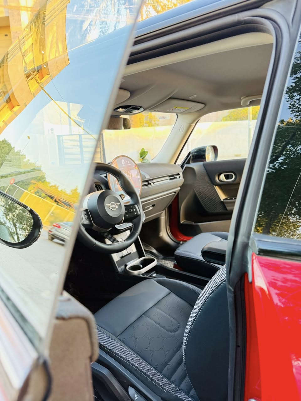 مني كوبر 3 ابواب موديل 2025
‏Mini coper c-3door 2025 
من شركة العروش السياره زيرو 
مرقمة 
محرك 3 سلندر
مكان السياره بغداد 

للاستفسار ***********
