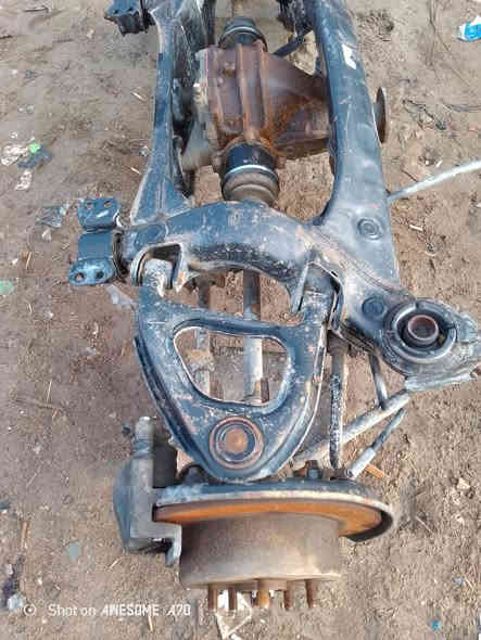 السلام عليكم غراظ مارك نفخ للبيع مكاني نجف
عربانه نظيفه   150
كاردن نظيف     50
فلنجات انظاف. 40
وبيهن مجال ***********
