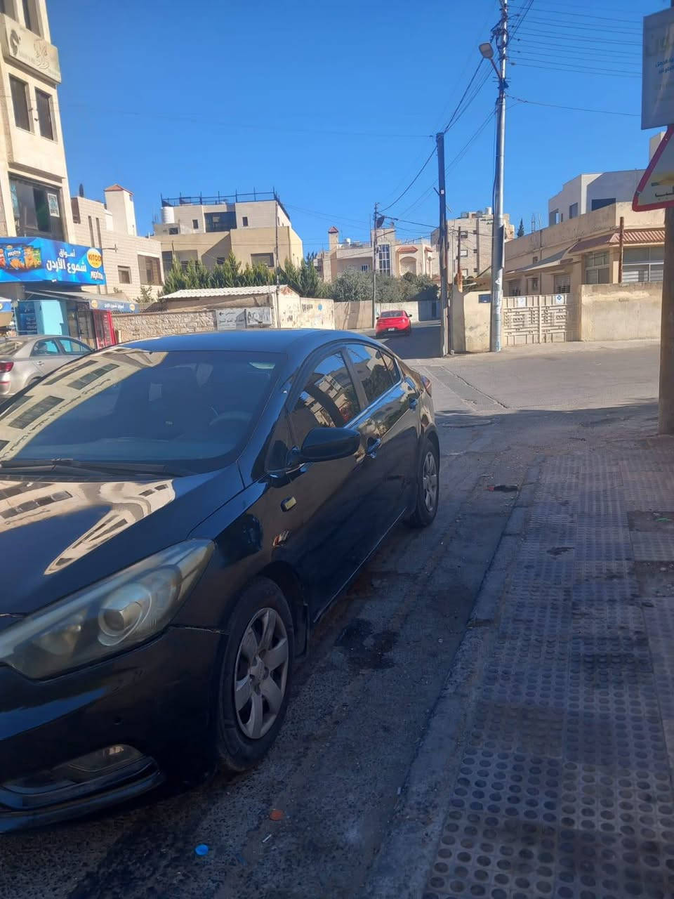 كيا سيراتو موديل 2014 للبيع 
الفحص مرفق مع الصور 
5,200 قابل للتفاوض بعد المعاينة
@إشارة


**إذا كنت صاحب هذا الإعلان وتريد حذفه لأي سبب، رجاءا أرسل رسالة إلى الدعم الفني**
