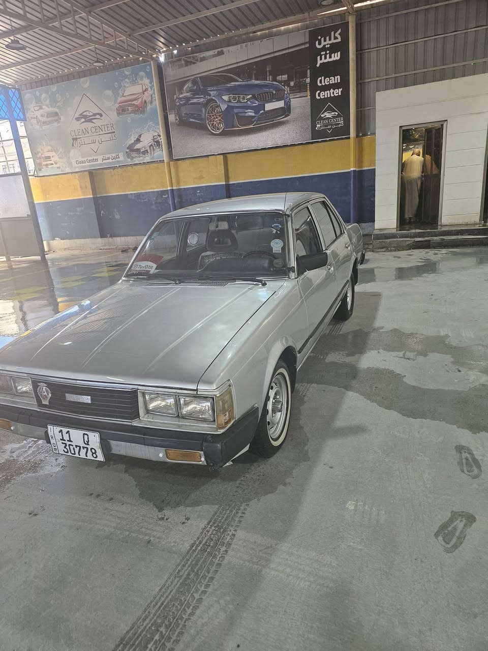 بسم الله الرحمن الرحيم 
#للبيع او المراوس 
تيوتيا كرونا موديل 81 رقم بغداد دولي تحويل ثاني يوم  سنوية لل29  محرك 18 
كير محرك شرط الشرط 
كهربائيات كلهة شغالة كيجات كلهة شغالة حماوة بنزين سرعة ساعة كلهة شغالة 
صدر شرط الشرط السيارة مابيهة طسة 
تبريد شغال السيارة ما ملعوب بيهة
صبغ عام جمالية مابيهة ضربة 
السيارة حلو احلة من الصور تجي وتشوف بعينك 
مكان السيارة تكريت 
السعر 50 بيها مجال 
للاستفسار ***********
