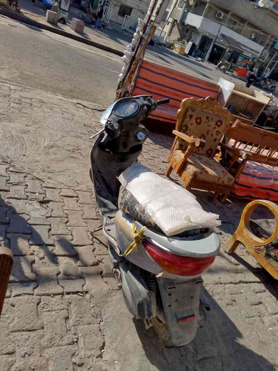 سلام عليكم دربه البيع بريزز نضيفه سعره 500 /***********بغداد كاظميه
