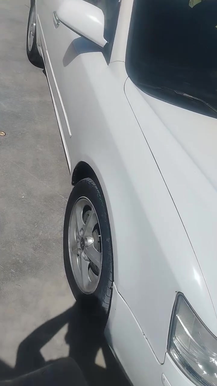 سوناته فول موصفات ٢٠٠٦ مكينه ٦ بيه صبق صفحه بدون ضربه ثر شخوط خليجيه سعر ٨٥ وبيه مجال ***********
