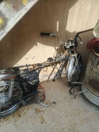 شاصي للبيع موديل 14 سعر  275وبي مجال وكيل عارضي 07861920193