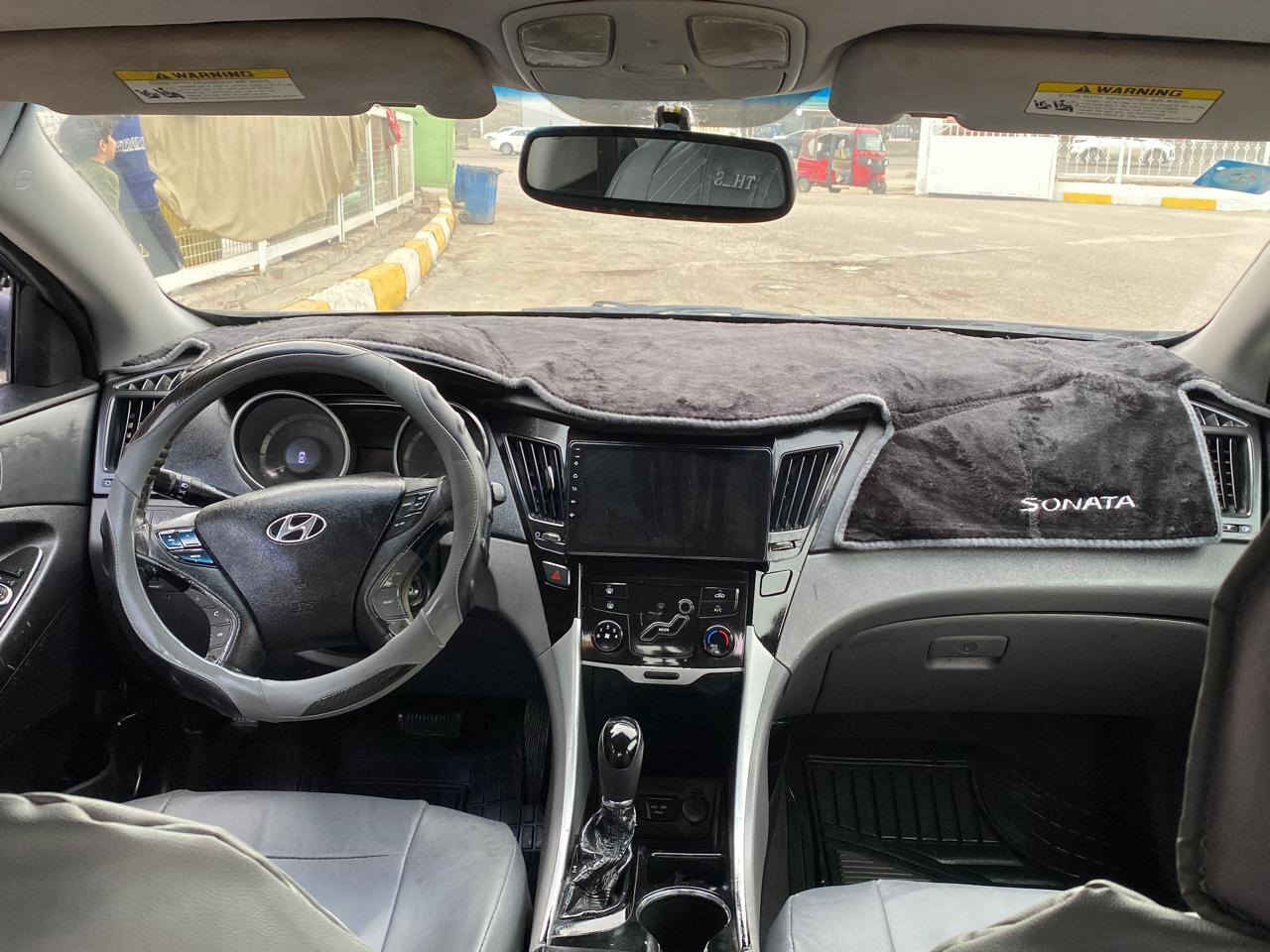 يالله السلام عليكم 
البيع هونداي سوناتا ٢٠١١ امريكي
كير مكينه حداديه تخم تاير جديد كهربائيات كوله كامله تبريد ثالج    السياره خير من يم الله جاهزه بيهاحدثها جملغ امامي والباب مصبوغه عام
اثر جراد رقم بغداد تحويل مباشر بسمنه
المكان بغداد الدوره
السعر ٨٨ وبيها مجال قليل
***********
