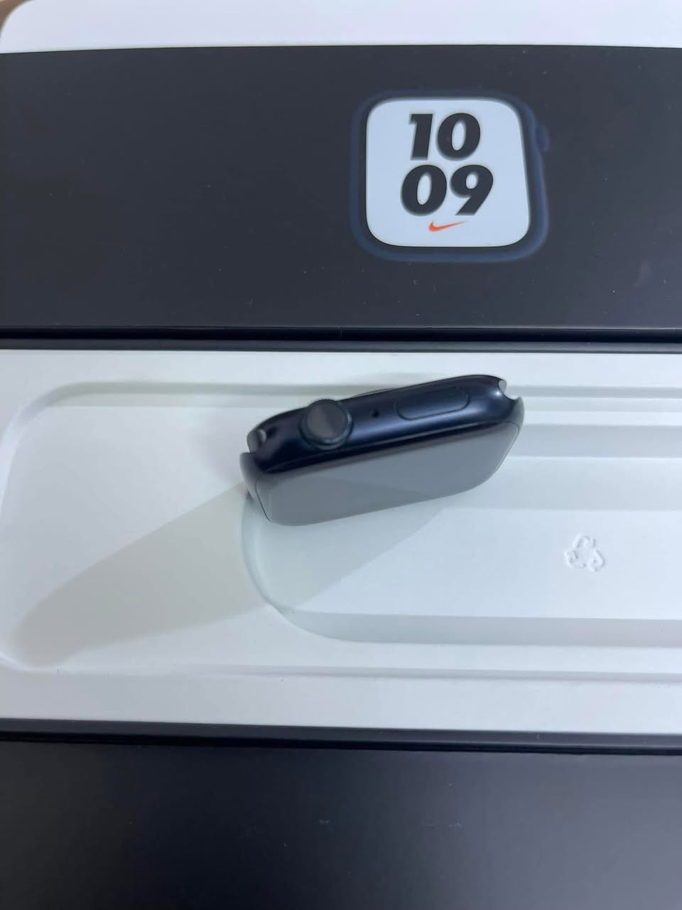 WATCH 7 Nike
لون مدنايت 
حجم 45
 🔋94% 
ملحقات كاملة سير عادي
السعر 200 قفل 🔒
بغداد الدورة 
 ***********
