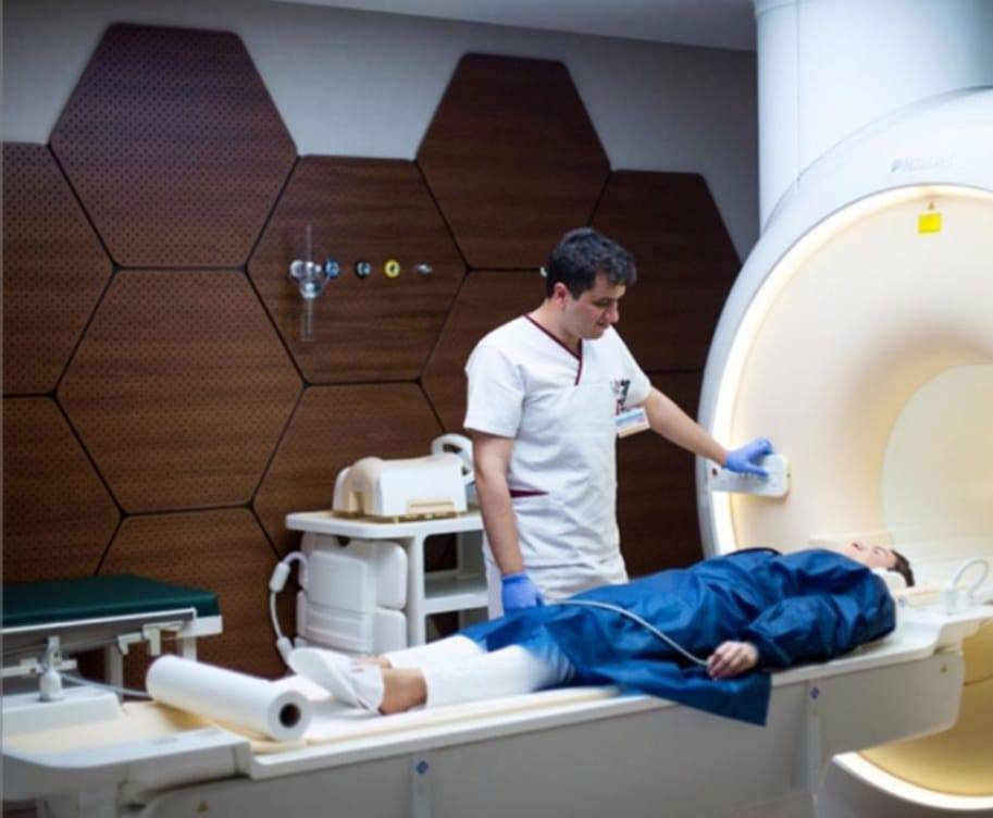 🇮🇶 للإخوة من العراق – العلاج في تركيا 🇹🇷
قبل ان تذهب إلى تركيا ترسل التقارير الطبية
عبر الواتساب ثم يتم الاجابه على حالة المرض والتكلفه ونسبة النجاح 
🏥 مجموعة مستشفيات ميديكال بارك
إذا تبحث عن علاج مضمون، أطباء مختصين، وخدمة محترمة من لحظة الوصول إلى تركيا 👇
مجموعة مستشفيات ميديكال بارك التركية
تأسست عام 1995، وتضم أكثر من 44 مستشفى في مختلف المدن التركية، وتقدّم العلاج في جميع الاختصاصات الطبية بأحدث الأجهزة وكوادر طبية معروفة.
📊 خلال عام 2025 تم علاج أكثر من مليون مريض أجنبي،
وكان أكثر من 33٪ منهم من العراق 🇮🇶
وهذا أكبر دليل على ثقة المرضى العراقيين بالخدمات المقدّمة.
🩺 نوفر للمرضى العراقيين: ✅ تنسيق طبي سريع قبل السفر
✅ دعوة طبية رسمية للفيزا
✅ مترجمين عرب
✅ تنظيم الإقامة والمواصلات
✅ متابعة دقيقة قبل وبعد العلاج
💰 تخفيضات خاصة للعراقيين
خصومات تصل إلى 40٪ حسب الحالة ونوع العلاج.
🤝 يوجد تنسيق طبي مع مستشفيات زليخا في الإمارات لبعض الحالات الخاصة، خاصة مرضى دول الخليج.
📞 للتواصل . 00971523759062 . واتساب

***********
