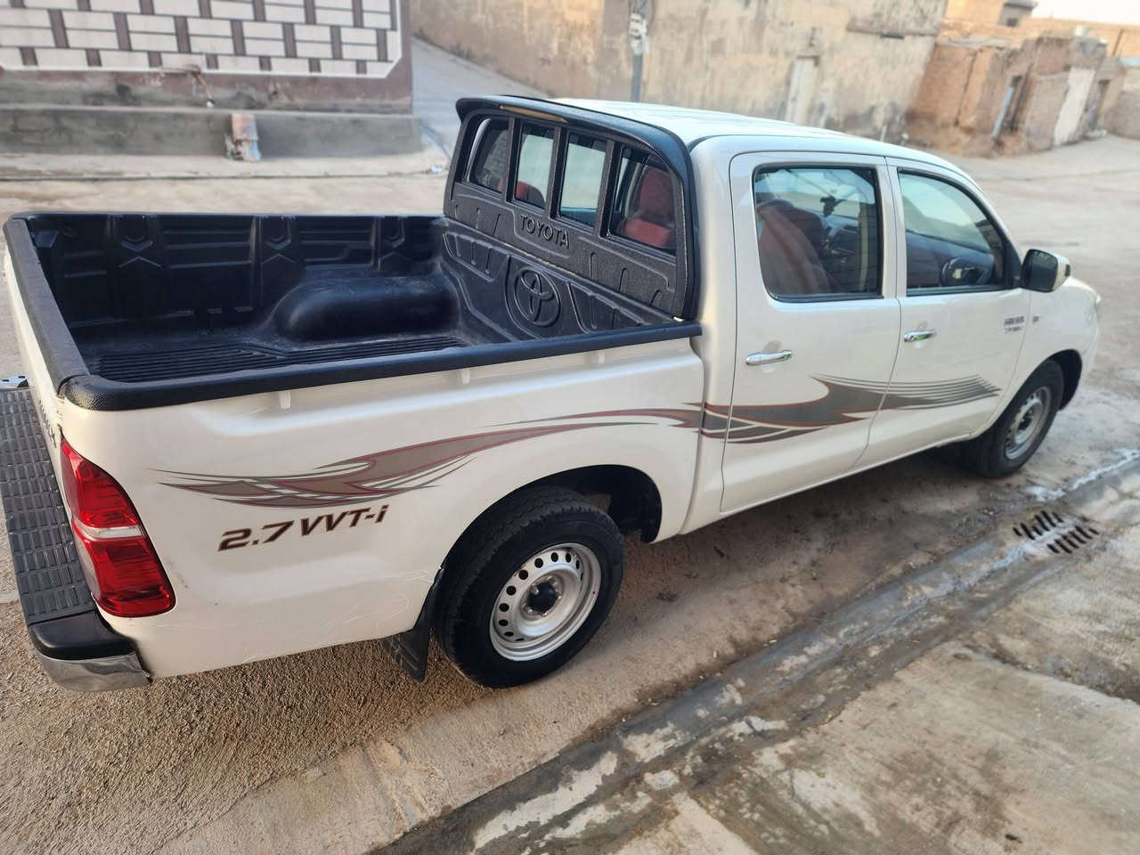 بيكب ٢٠٠٩ سليمانيه للبيع سنويه جديده شاصي ١٩ كفاله عامه ***********
