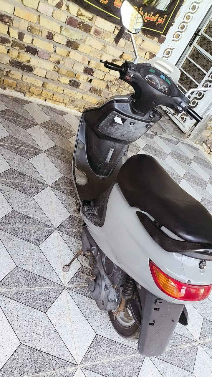 سلام عليكم دراجه فراشه للبيع نضيفه كلش دراجه جاهزه كهربائيات كلها شغاله سعر ٥٠٠وبيها مجال مكاني الحله كفل


**إذا كنت صاحب هذا الإعلان وتريد حذفه لأي سبب، رجاءا أرسل رسالة إلى الدعم الفني**