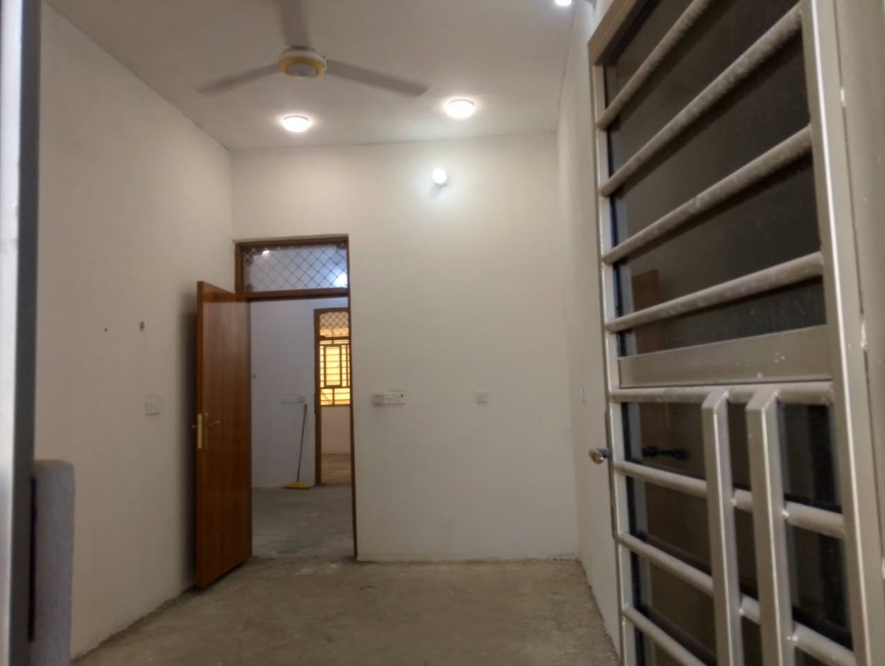 الدار الايجار في الخماس ***********
