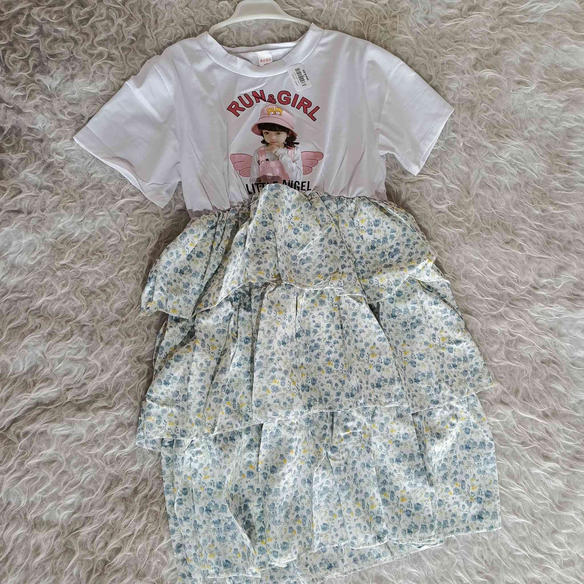 فستان بناتي جمال خامة جدا راقية ❤️🫣
يلبس 6.7.8سنوات او حسب الجسم ❤️
يوجد توصيل داخل الديوانية وبقية المحافضات 🚕 
العنوان الديوانية الدغارة مقابيل البلدية 🫶🏼


**إذا كنت صاحب هذا الإعلان وتريد حذفه لأي سبب، رجاءا أرسل رسالة إلى الدعم الفني**