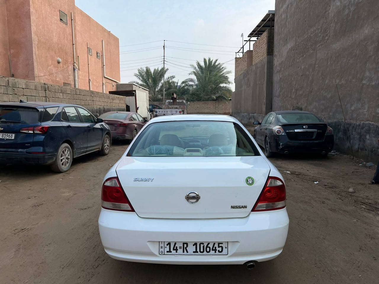 السلام عليكم 
نيسان سني ٢٠١٠ كوري 
رقم بصرة رقم جديد سنويه ٢٧
محرك كير جيد جدا تبريد شغال 
العنوان بصرة ابي الخصيب 
السعر ٩٥ وبيه مجال 
***********
