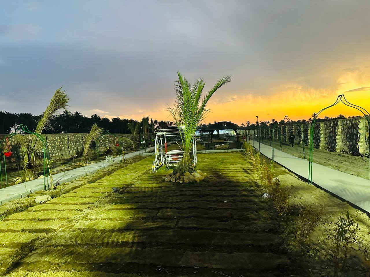 مزرعة(منتجع)
2 دونم طابو صرف سند مستقل .

طويريج السياحي منطقة ابو سفن ..
مباشرتأ على التبليط..

🟥بيت 300 متر مؤثث..

🟥مسيجة حجر بالكامل 

🟥مولدة بيركنز.

🟥مسبح متكامل مسقف

🟥بحيرة وجلسه عائمة

🟥جلسة شتائية

🟥باربيكيو 

🟥جلسات صيفية

🟥منظومة سقي متكاملة تقطير ومرشات

🟥السعر و الاستفسار.. الاتصال

***********
