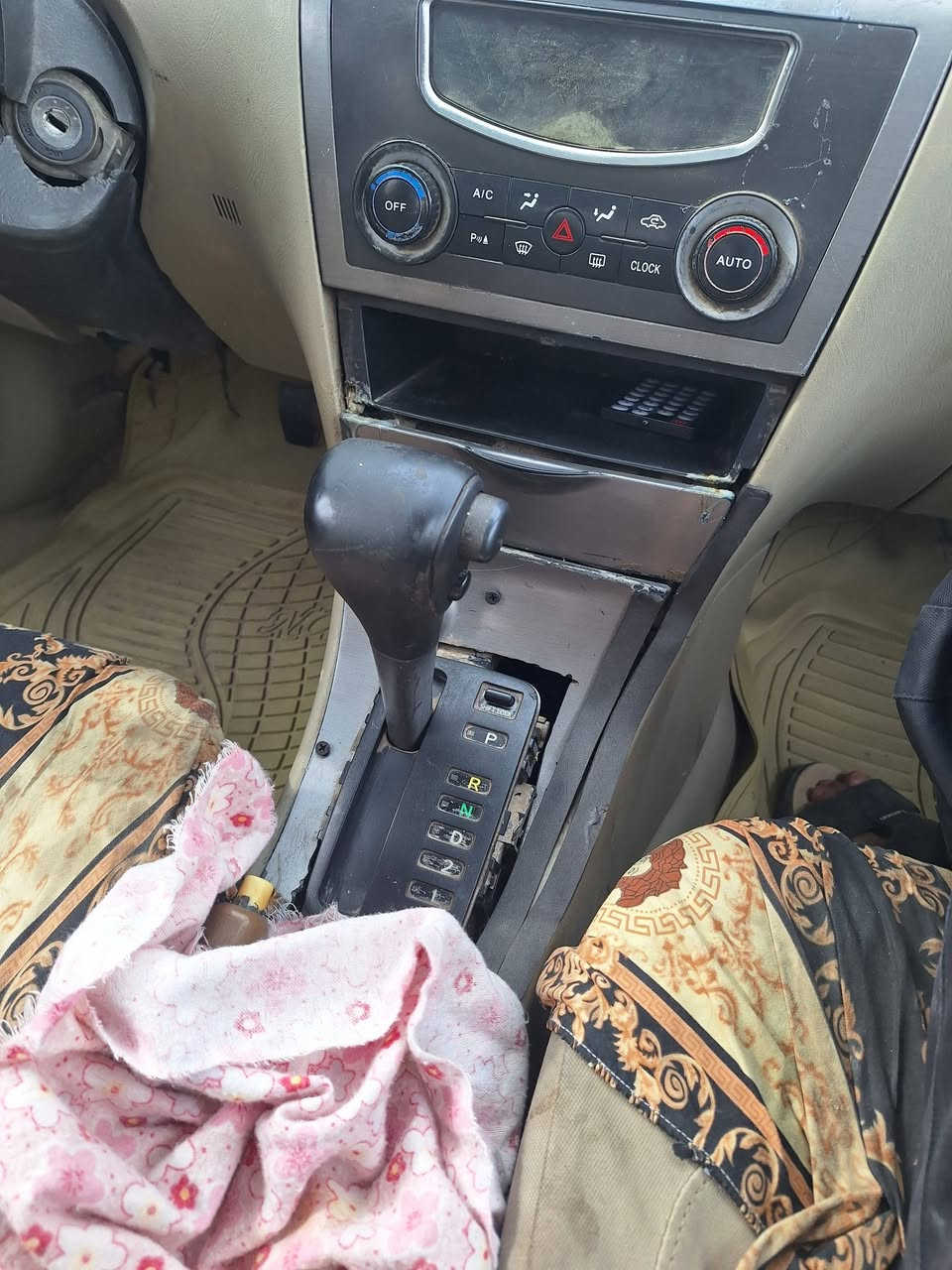 السلام عليكم جيلي ٢٠١١ رقم 
بغداد سنويه نافذه ٢٠٢٢ لايوجد راعي اتكفل سرقه والحرام  مكينه وكير كوله جديد حداده 
حلوه بديه حلو كهرباياته شغاله ماني البصرة الزبير سعره ١٧ وبيه مجال اذا كو مراوس 
***********
