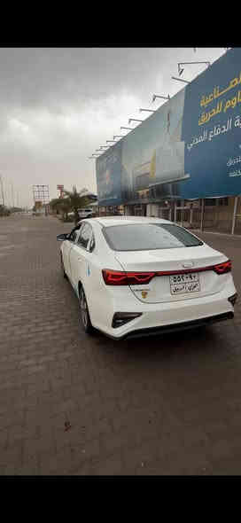 سيراتو 2019 للبيع 
 

تحكم ستيرن
مري شفط
5 ويل 
3 انظمة قياده
ABS

ماشيه 144
كير ومكينه كفاله

السياره بيهه العتبه عكس السايق صبغ وباردات بسيطه كلش

رايدهه 148 وبيهه مجال بسيط

***********
