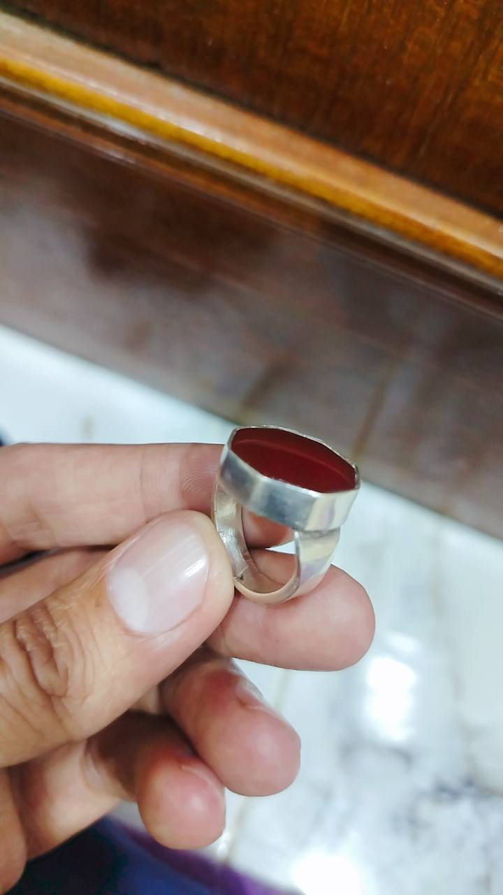 يوجد محابس عدد سته فيروزي 3و عقيق يماني 1وعقيق انسي 1وسليماني 1..وحجرات اثنين وحده جزع والثانيه ماعرف.. وزوج حجرات سوه هم ماعرفهن ..وسبحه فيروز واسوار فضه كلمن وسعره والسعر ع الخاص الي يحب دخلي..


**إذا كنت صاحب هذا الإعلان وتريد حذفه لأي سبب، رجاءا أرسل رسالة إلى الدعم الفني**