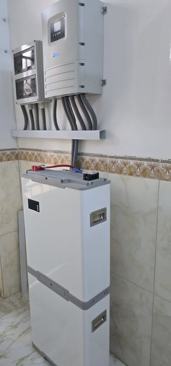 يعلن مكتب #مدار_الشمس_للطاقة استعداده لتصميم وتنفيذ كافة منظومات الطاقة الشمسية بمختلف الانواع والقدرات حسب طلب الزبون ( التصميم والتنفيذ يكون تحت اشراف كادر هندسي اختصاص كهرباء وسيطرة ) وعملنا يشهد كذلك بامكانكم التواصل مع الاخوة الي نصبنالهم منظومات في قضاء النصر والرفاعي والفجر 

بإدارة المهندس / مهند عبد الخضر 
للاستفسار والحجز التواصل عبر الواتس اب او يتصل 
***********

او يمكنكم زيارة المكتب في حي الصدرين - مجاور جنة اسعار النصر
