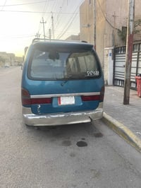 بريجو ١٩٩٨ • مصبوغة • رقم بغداد