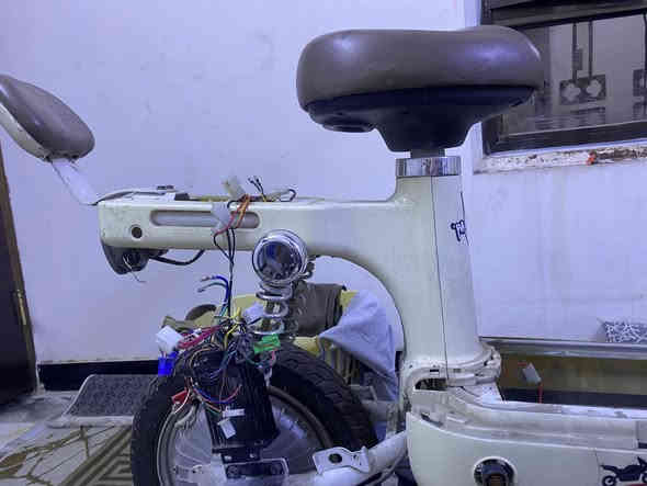 سلام عليكم دراجه شحن R9الدراجه رايده ب150ودراجه صاره عدي تقريبا سنه ونص واني تاركه ناقصه بس عقل والبطارية تريد تشحنه لو تريد تبدلهم تمشي 80وهمي 60حقيقي الدراجه بيه مجال ***********
