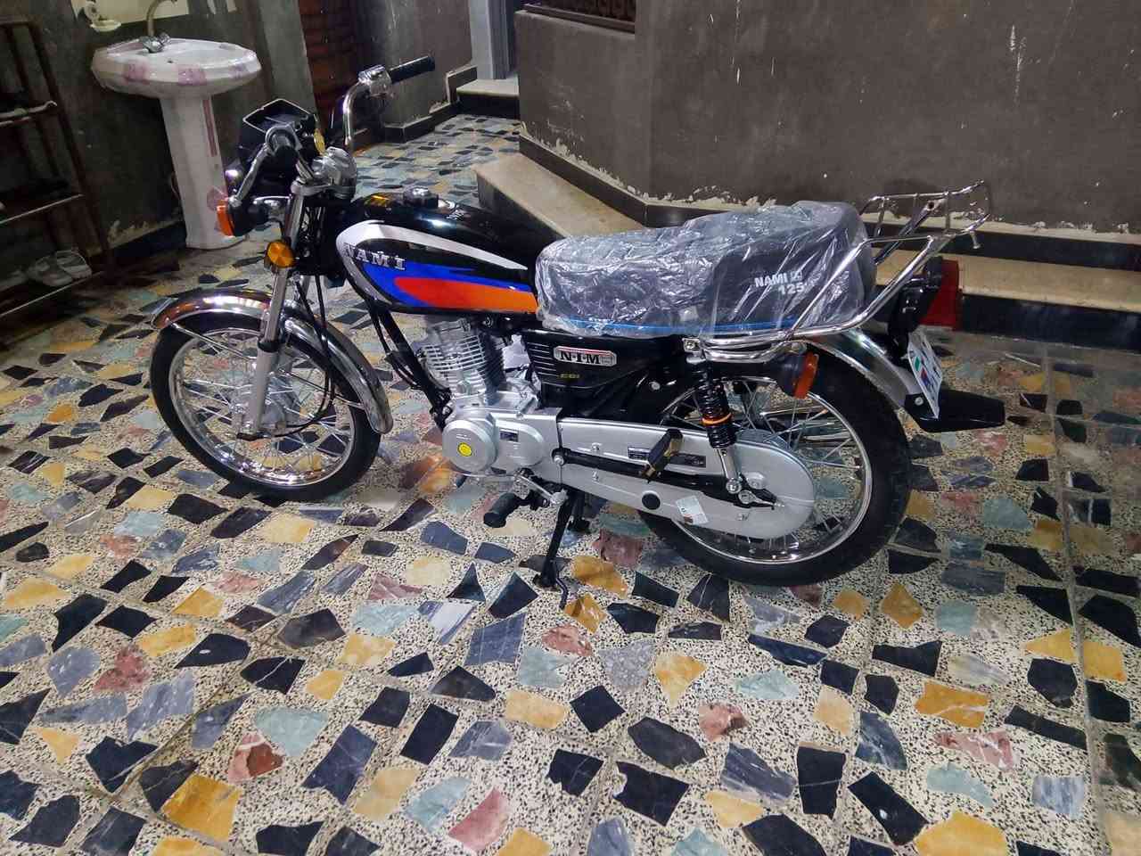 سلام عليكم دراجه البيع نامه اوراق سكنر مديل 2026 صالها 10 تيام طالع من وكيل سعر 850 العنوان البصره ياسين خريبط شراي يتصل ***********
