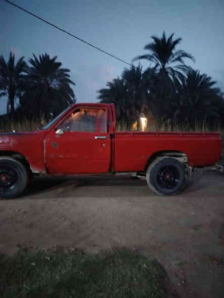 تيوتا موديل ٨٢ رقم بغداد اصفر سيارة جاهزه محرك كير اكسن تخم تاير باتري جديد دينمة سلف  كله جديد جاهزة سيارة ورثه صاحبها متوفي متعهد حكومة وعشائر السعر ٢٠ بيها مجال. مكاني ابو غريب   هاتف*********** 
***********
