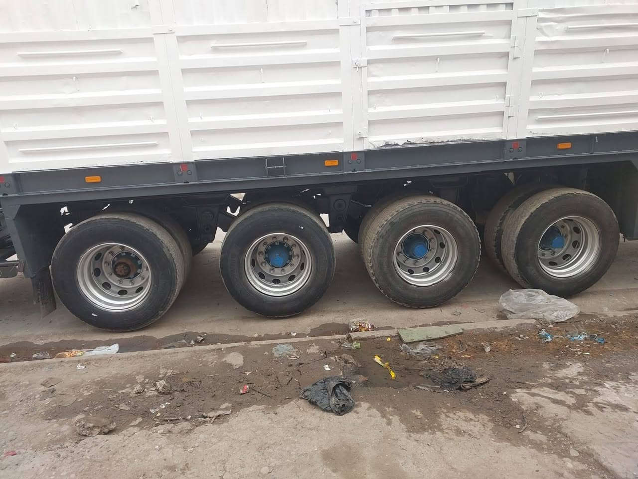 عربانه حداديه شاصي أماني دناكير ١٤ طول ١٢؛٦٠ ارتفاع جناب ١٨٥
تايرات نص عمر مكان الصويره السعر ٩٥ ورقه وبيه مجال
***********
***********
