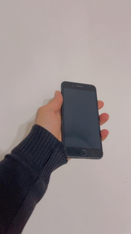 السلام عليكم 

ايفون سفن بلاص للبيع 
مبدل بي بطاريه اصليه جهاز شغل ✅
ذاكره ١٢٨ ✅
بصمه اصبع شغاله ✅
فقط يحتاجله لاقطه سعر ١٠٠ الف 
***********
