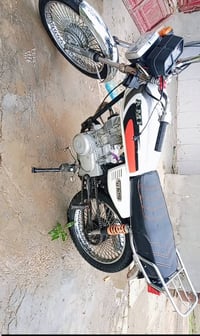 تايكر موديل 2018 سعر 350 وبيها مجال رقم واتساب ودك مكالمه 07779662540 ...