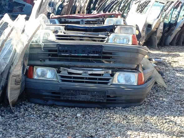 السلام عليكم.....يتوفر لدينا ادوات أحتياطية اوبل  تجاري (اوميكا نفخ بزون) (اوميكا) (فكترا) (أسترا) (كاديت) 

يوجد لديناخدمة توصيل لكل محافظات العراق ..

موصل ..مجمع أسود الرافدين ..

 كراج رضوان الشاهين ..

*********** واتساب 
***********
