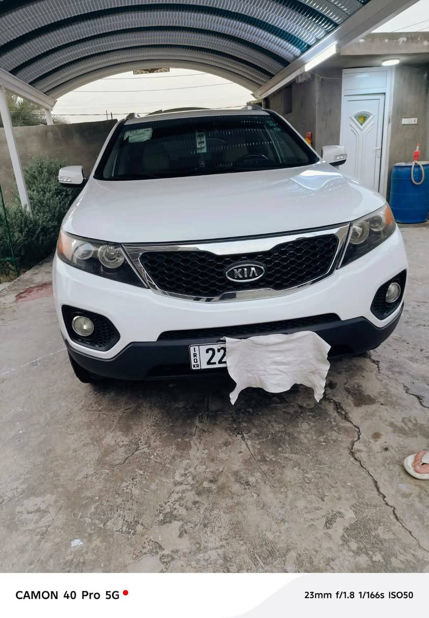 سورنتو موديل 2012 خليجي
مكينه 3.5
مكفوله كفاله عامه عده شخط كد اصبع
حداديه جديده وكير ومكينه كفاله 
موصفاها معروفه سبعه راكب 
كاميرا اشاير بل مري سياره جديده جدا مال بيت
رقم اربيل ب اسمي شرط لمداور 
اي ستفسار اتصل على ***********الشراي يتصل وبي خير ويدلل مكان بابل
