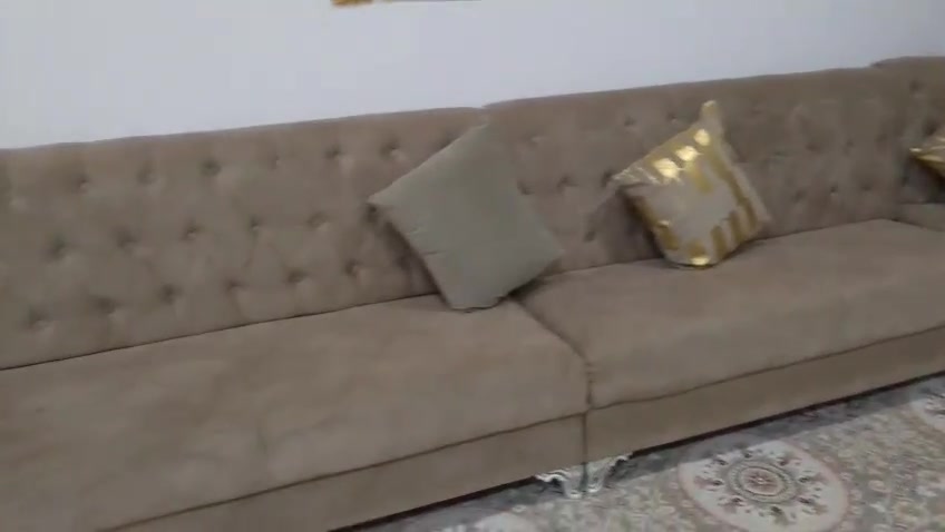 شباب أغراض لبيع الكل انتصل عل هاذا رقم واتس موجود ***********
