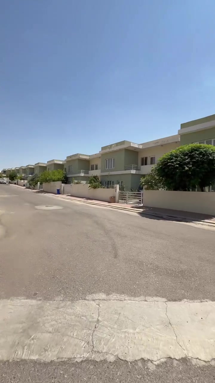 #اتلانتك_الامريكي
بيت 🏠 للبيع 
مساحة 200م 4 غرف نوم 

العنوان 📍اربيل مجمّع اتلانتك ستي 

للمزيد من المعلومات والتفاصيل 
***********
***********

      #عقارات #اربيل #العراق #foru
