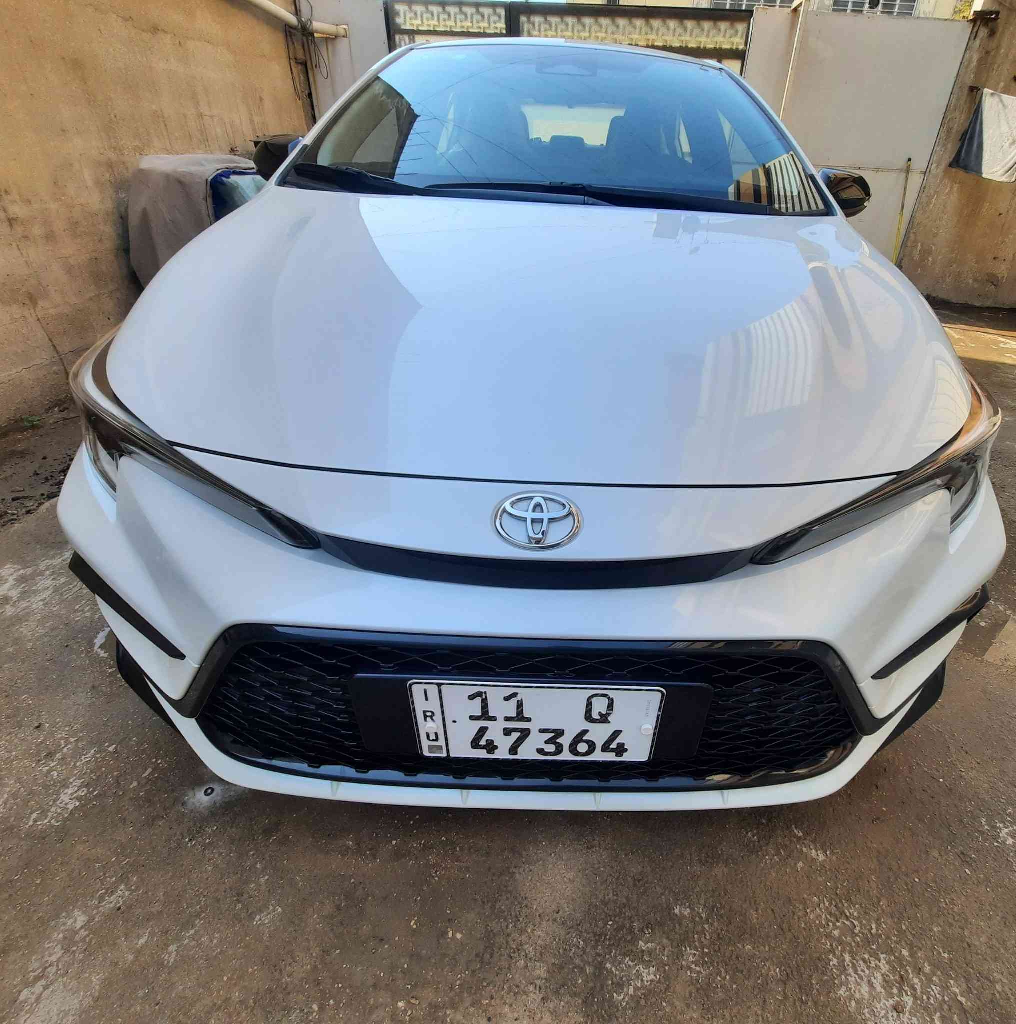 السلام عليكم
للبيع كورلا بلاك ادشن s هايبرد 2025 

اللون : ابيض صدفي 

ماشيه : 16 الف

الداخل : احمر و اسود جلد

محرك : 1800

السياره كفاله عامه عدى رصعتين خفيفات 

باقي المواصفات معروفه 

السعر : 160 

الرقم للاتصال : ***********
