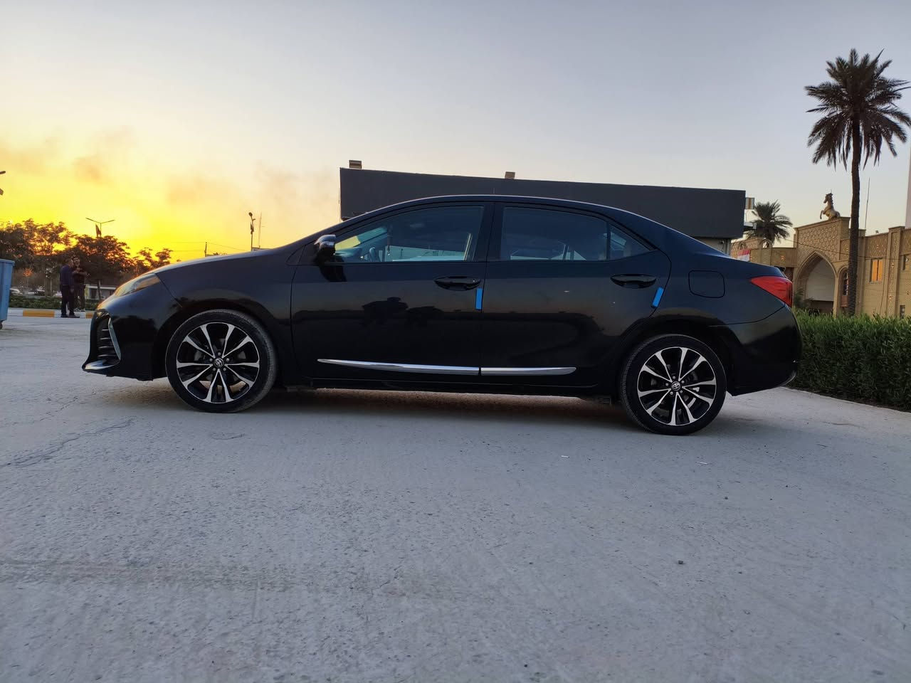 كورلا ٢٠١٧  Se
2017 رقم أربيل الدولي الجديد سنوية وهزه جديده 

وارد أمريكي محرك ١٨٠٠
بيه ٣ قطع صبغ محرك وكير  خير من الله ترايك من البصرة لدهوك تبريد ثلج فريز جديد بيانو صدر أمامي جديد رقم شمالي الجديد 
سنويه باسمي تحويل او وكاله ماكو مشكله سياره احلى من الصور بهوايه  صورها موجوده ايرباك ستيرن راجع سيستم 
السعر ١٣٠ وبيه مجال حك الجيه مكاني بغداد الدورة 
***********
