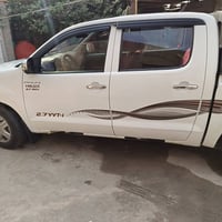 سلام عايكم هايلوكس كيرعادي مكفولة من الضربة وصبغ والتبديل مكينة مامفتو...